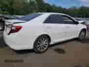 2014 Toyota Camry SE with VIN 4T1BK1FK3EU537409, listed as a Copart auction lot 80727585 with 238,394 mi miles and Salvage title. Bid and sale history available at DreamBid. Image 3.