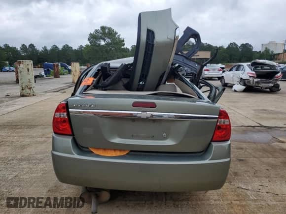 2004 Chevrolet Malibu with VIN 1G1ZS52F64F246417, listed as a Copart auction lot 58403835 with Not provided miles and Salvage title. Bid and sale history available at DreamBid. Image 6.