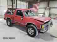 1992 Chevrolet Blazer z VIN 1GNCT18Z6N0130621, wystawiony jako Copart lot #76988724 z przebiegiem 171 202 mil mil oraz Szkoda całkowita • Salvage title. Historia ofert i sprzedaży dostępna na DreamBid. Obrazek 4.