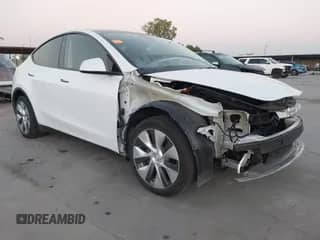 2023 Tesla Model Y Long Range with VIN 7SAYGDEE8PA147396, listed as a IAAI auction lot 43437271 with 24,608 mi miles and . Bid and sale history available at DreamBid. Image 1.