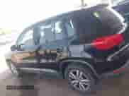 2014 Volkswagen Tiguan SEL with VIN WVGAV3AX9EW625726, listed as a IAAI auction lot 42401853 with 145,082 mi miles and . Bid and sale history available at DreamBid. Image 15.