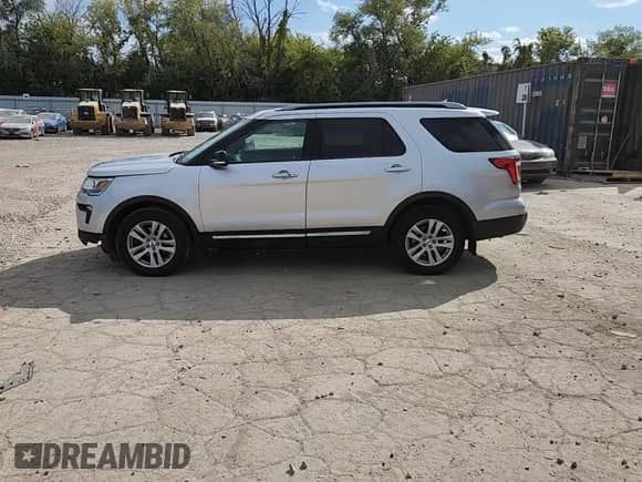 2018 Ford Explorer XLT with VIN 1FM5K8D84JGB02498, listed as a Copart auction lot 71243225 with 173,401 mi miles and Clean title. Bid and sale history available at DreamBid. Image 14.