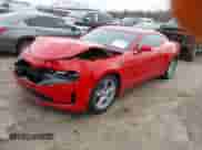 2024 Chevrolet Camaro 1LT z VIN 1G1FB1RS5R0111857, wystawiony jako IAAI lot #41750118 z przebiegiem Nie podano mil oraz . Historia ofert i sprzedaży dostępna na DreamBid. Obrazek 17.