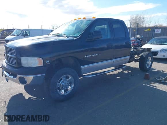 2003 Dodge 3500 ST with VIN 3D7LU38C23G749809, listed as a IAAI auction lot 41610000 with 258,752 mi miles and . Bid and sale history available at DreamBid. Image 18.