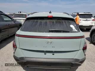 2024 Hyundai Kona SEL с VIN KM8HC3AB9RU054622, выставлен на аукционе Copart как лот 74976964 с пробегом Не указан миль и На запчасти • Non repairable. История ставок и продаж доступна на DreamBid. Изображение 6.