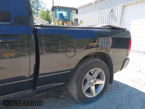 2009 Dodge 1500 SLT with VIN 1D3HV18T69S786226, listed as a IAAI auction lot 42069311 with 172,146 mi miles and . Bid and sale history available at DreamBid. Image 6.