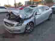 2017 Volvo S60 Inscription с VIN LYV402HK7HB133405, выставлен на аукционе IAAI как лот 41331529 с пробегом Не указан миль и . История ставок и продаж доступна на DreamBid. Изображение 2.