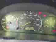 2002 Honda Accord LX z VIN 3HGCG66502G706013, wystawiony jako IAAI lot #43476314 z przebiegiem 201 499 mil mil oraz . Historia ofert i sprzedaży dostępna na DreamBid. Obrazek 7.