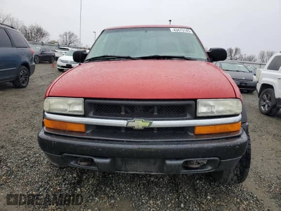 2000 Chevrolet S-10 LS ZR2 с VIN 1GCCT19W5Y8137904, выставлен на аукционе Copart как лот 43473145 с пробегом 211 826 миль миль и Списание • Salvage title. История ставок и продаж доступна на DreamBid. Изображение 5.