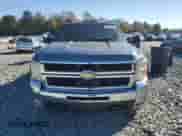2010 Chevrolet Silverado 2500HD LT z VIN 1GC4KXBG9AF137337, wystawiony jako Copart lot #84866935 z przebiegiem 150 189 mil mil oraz Szkoda całkowita • Salvage title. Historia ofert i sprzedaży dostępna na DreamBid. Obrazek 5.