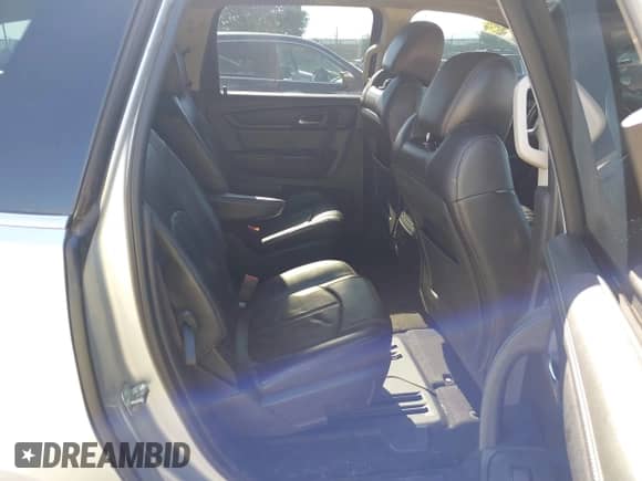 2015 Chevrolet Traverse LT с VIN 1GNKVHKD1FJ349882, выставлен на аукционе IAAI как лот 43054044 с пробегом 141 493 миль миль и . История ставок и продаж доступна на DreamBid. Изображение 8.