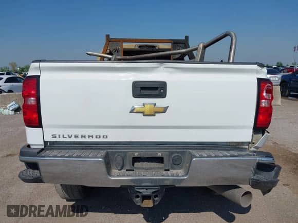 2019 Chevrolet Silverado 2500HD Work Truck z VIN 1GC1KREY8KF191474, wystawiony jako IAAI lot #41939424 z przebiegiem Nie podano mil oraz . Historia ofert i sprzedaży dostępna na DreamBid. Obrazek 16.