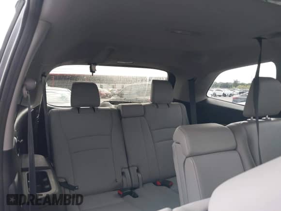 2016 Honda Pilot EX-L with VIN 5FNYF5H57GB050100, listed as a IAAI auction lot 43262741 with 118,485 mi miles and . Bid and sale history available at DreamBid. Image 8.