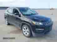 2020 Jeep Compass Latitude z VIN 3C4NJCBB7LT162363, wystawiony jako IAAI lot #41253878 z przebiegiem 68 313 mil mil oraz . Historia ofert i sprzedaży dostępna na DreamBid. Obrazek 1.