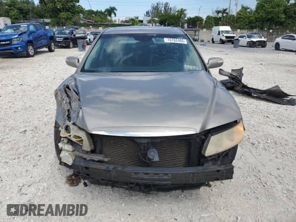 2008 Hyundai Azera Limited с VIN KMHFC46F78A334225, выставлен на аукционе Copart как лот 70762465 с пробегом Не указан миль и Списание • Salvage title. История ставок и продаж доступна на DreamBid. Изображение 5.