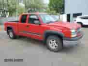 2004 Chevrolet Silverado 1500 Z71 z VIN 1GCEK19V54E100334, wystawiony jako Copart lot #56367365 z przebiegiem 145 600 mil mil oraz Szkoda całkowita • Salvage title. Historia ofert i sprzedaży dostępna na DreamBid. Obrazek 4.