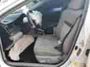 2012 Toyota Camry L z VIN 4T1BF1FK6CU518385, wystawiony jako Copart lot #71711765 z przebiegiem 272 274 mil mil oraz Czysty tytuł • Clean title. Historia ofert i sprzedaży dostępna na DreamBid. Obrazek 7.