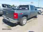 2008 Chevrolet Silverado 1500 1LT z VIN 3GCEC13JX8G278077, wystawiony jako IAAI lot #42938062 z przebiegiem 138 228 mil mil oraz . Historia ofert i sprzedaży dostępna na DreamBid. Obrazek 4.