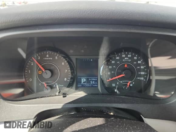 2015 Toyota Sienna LE z VIN 5TDJK3DC5FS127224, wystawiony jako Copart lot #65154475 z przebiegiem 108 661 mil mil oraz Szkoda całkowita • Salvage title. Historia ofert i sprzedaży dostępna na DreamBid. Obrazek 9.