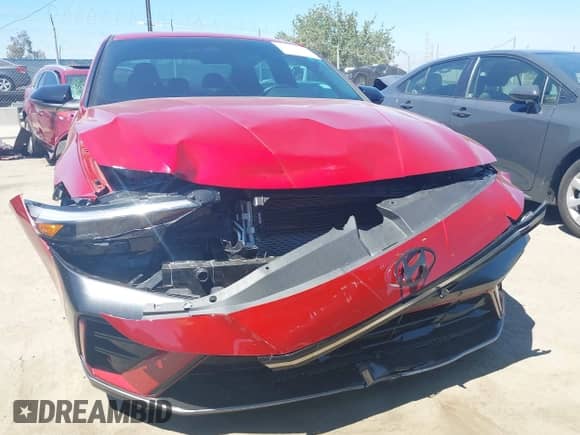 2025 Hyundai Elantra z VIN KMHLW4DKXSU025686, wystawiony jako IAAI lot #42673114 z przebiegiem 4 427 mil mil oraz . Historia ofert i sprzedaży dostępna na DreamBid. Obrazek 12.