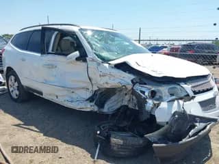 2009 Chevrolet Traverse LTZ z VIN 1GNER33D39S103465, wystawiony jako IAAI lot #42232210 z przebiegiem 98 260 mil mil oraz . Historia ofert i sprzedaży dostępna na DreamBid. Obrazek 1.