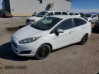 2016 Ford Fiesta S with VIN 3FADP4AJ3GM105348, listed as a Copart auction lot 82218415 with 128,530 mi miles and Clean title. Bid and sale history available at DreamBid. Image 1.