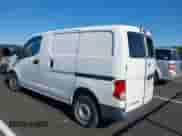2015 Chevrolet City Express Cargo LS z VIN 3N63M0YN6FK700332, wystawiony jako IAAI lot #43157331 z przebiegiem 214 590 mil mil oraz . Historia ofert i sprzedaży dostępna na DreamBid. Obrazek 3.