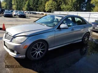 2009 Mercedes-Benz C 300 Sport z VIN WDDGF81X79F287425, wystawiony jako Copart lot #82448435 z przebiegiem 167 310 mil mil oraz Szkoda całkowita • Salvage title. Historia ofert i sprzedaży dostępna na DreamBid. Obrazek 1.