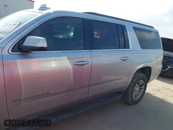 2018 Chevrolet Suburban LT с VIN 1GNSCHKC7JR241578, выставлен на аукционе IAAI как лот 42735358 с пробегом 189 964 миль миль и . История ставок и продаж доступна на DreamBid. Изображение 14.