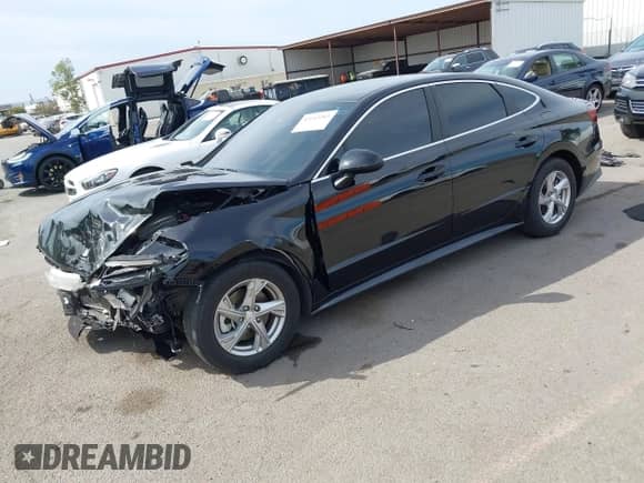 2021 Hyundai Sonata SE with VIN 5NPEG4JA8MH114160, listed as a IAAI auction lot 43243265 with 23,840 mi miles and . Bid and sale history available at DreamBid. Image 18.