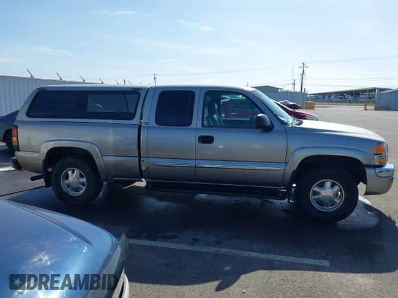2003 GMC Sierra 1500 SLE с VIN 1GTEK19T13Z200291, выставлен на аукционе IAAI как лот 42392150 с пробегом 216 914 миль миль и . История ставок и продаж доступна на DreamBid. Изображение 13.