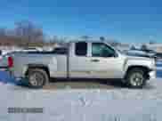 2010 Chevrolet Silverado 1500 LS с VIN 1GCSCREA8AZ275862, выставлен на аукционе IAAI как лот 41621090 с пробегом 280 598 миль миль и . История ставок и продаж доступна на DreamBid. Изображение 14.