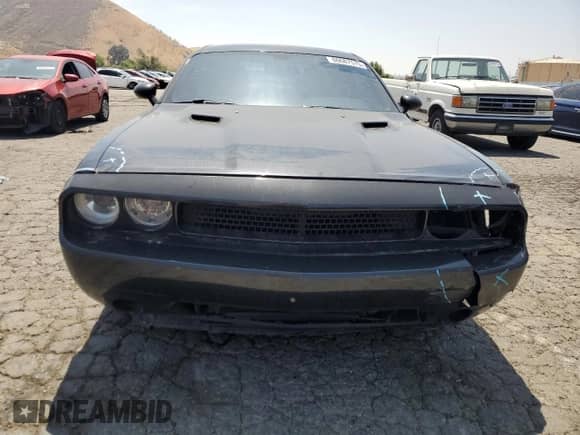 2014 Dodge Challenger R/T Plus with VIN 2C3CDYBT1EH294121, listed as a Copart auction lot 60687575 with 121,607 mi miles and Salvage title. Bid and sale history available at DreamBid. Image 5.