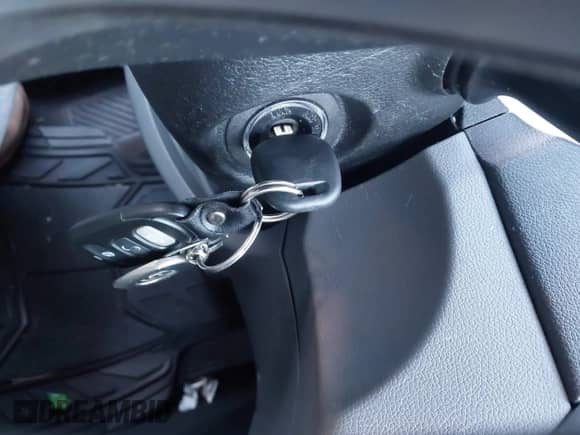 2013 Hyundai Sonata GLS with VIN 5NPEB4AC8DH525820, listed as a IAAI auction lot 43418270 with 161,600 mi miles and . Bid and sale history available at DreamBid. Image 11.