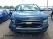 2012 Chevrolet Suburban LT z VIN 1GNSKJE72CR163433, wystawiony jako IAAI lot #42951300 z przebiegiem 244 156 mil mil oraz . Historia ofert i sprzedaży dostępna na DreamBid. Obrazek 12.