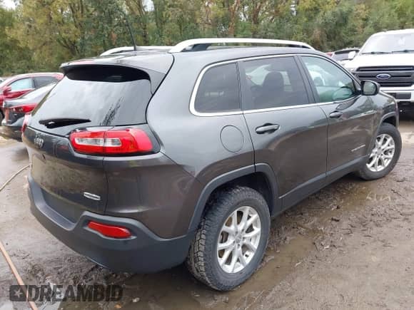 2016 Jeep Cherokee Latitude с VIN 1C4PJMCB8GW221434, выставлен на аукционе IAAI как лот 43439338 с пробегом 116 775 миль миль и . История ставок и продаж доступна на DreamBid. Изображение 4.