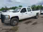 2013 Chevrolet Silverado 2500HD Work Truck z VIN 1GC1KVC85DF201179, wystawiony jako IAAI lot #42210565 z przebiegiem 236 384 mil mil oraz . Historia ofert i sprzedaży dostępna na DreamBid. Obrazek 2.