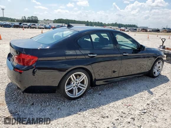 2016 BMW 5 Series 535i z VIN WBA5B1C59GG134386, wystawiony jako Copart lot #67084775 z przebiegiem 110 137 mil mil oraz Czysty tytuł • Clean title. Historia ofert i sprzedaży dostępna na DreamBid. Obrazek 3.