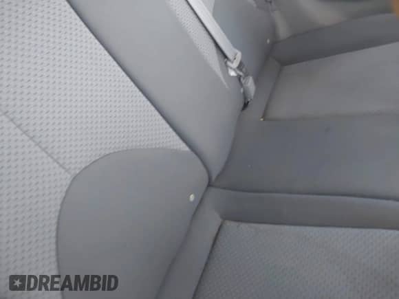 2007 Hyundai Accent SE z VIN KMHCN36C27U029743, wystawiony jako IAAI lot #42270837 z przebiegiem 103 967 mil mil oraz . Historia ofert i sprzedaży dostępna na DreamBid. Obrazek 8.