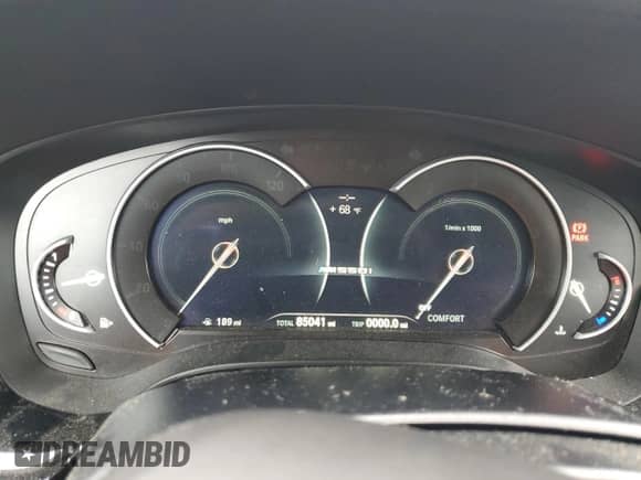 2019 BMW 5 Series M550i xDrive z VIN WBAJB9C54KB288412, wystawiony jako Copart lot #67415435 z przebiegiem 85 041 mil mil oraz Szkoda całkowita • Salvage title. Historia ofert i sprzedaży dostępna na DreamBid. Obrazek 9.