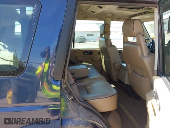 2000 Land Rover Discovery Cloth с VIN SALTY1242YA250771, выставлен на аукционе IAAI как лот 42231046 с пробегом Не указан миль и . История ставок и продаж доступна на DreamBid. Изображение 8.