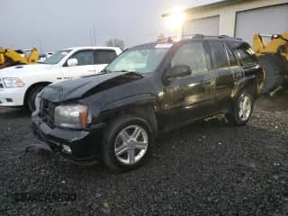 2007 Chevrolet TrailBlazer LT z VIN 1GNET13M872278958, wystawiony jako Copart lot #79961774 z przebiegiem 155 609 mil mil oraz Szkoda całkowita • Salvage title. Historia ofert i sprzedaży dostępna na DreamBid. Obrazek 1.