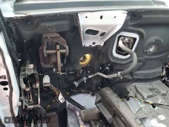 2021 Jeep Grand Cherokee Limited with VIN 1C4RJFBT0MC863366, listed as a Copart auction lot 67282705 with Not provided miles and Non repairable. Bid and sale history available at DreamBid. Image 9.