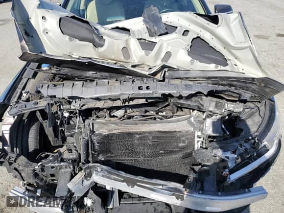 2016 Hyundai Genesis 3.8L with VIN KMHGN4JE2GU128577, listed as a Copart auction lot 71668995 with 73,728 mi miles and Salvage title. Bid and sale history available at DreamBid. Image 11.