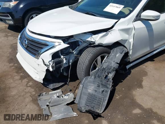 2015 Nissan Altima 2.5 с VIN 1N4AL3AP0FN336869, выставлен на аукционе IAAI как лот 43147069 с пробегом 130 493 миль миль и . История ставок и продаж доступна на DreamBid. Изображение 6.