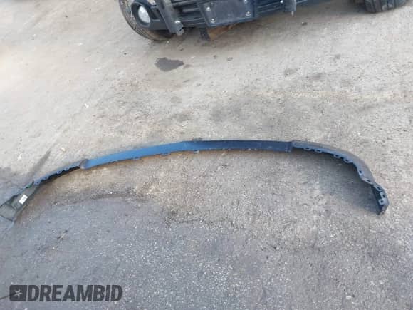 2014 Chevrolet Silverado 1500 LT with VIN 3GCUKREC9EG113063, listed as a IAAI auction lot 43347834 with 216,020 mi miles and . Bid and sale history available at DreamBid. Image 12.