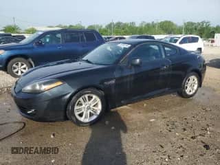 2008 Hyundai Tiburon GS с VIN KMHHM66D28U287992, выставлен на аукционе Copart как лот 55080195 с пробегом 125 922 миль миль и На запчасти • Non repairable. История ставок и продаж доступна на DreamBid. Изображение 1.