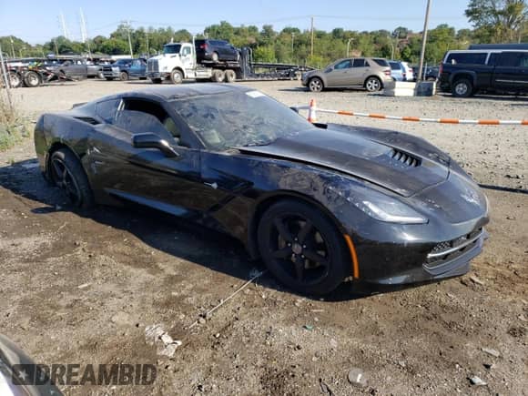 2015 Chevrolet Corvette 1LT z VIN 1G1YB2D71F5117705, wystawiony jako Copart lot #67867883 z przebiegiem 77 802 mil mil oraz . Historia ofert i sprzedaży dostępna na DreamBid. Obrazek 4.