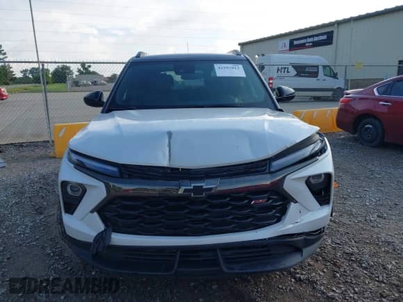 2025 Chevrolet TrailBlazer RS с VIN KL79MTSLXSB008759, выставлен на аукционе IAAI как лот 42597012 с пробегом 14 622 миль миль и . История ставок и продаж доступна на DreamBid. Изображение 6.