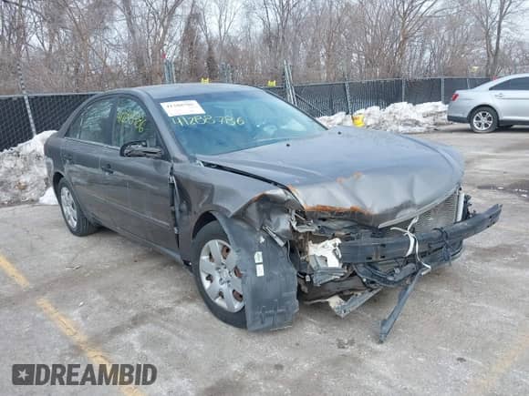 2010 Hyundai Sonata GLS с VIN 5NPET4AC0AH641568, выставлен на аукционе IAAI как лот 41288786 с пробегом 221 722 миль миль и . История ставок и продаж доступна на DreamBid. Изображение 1.